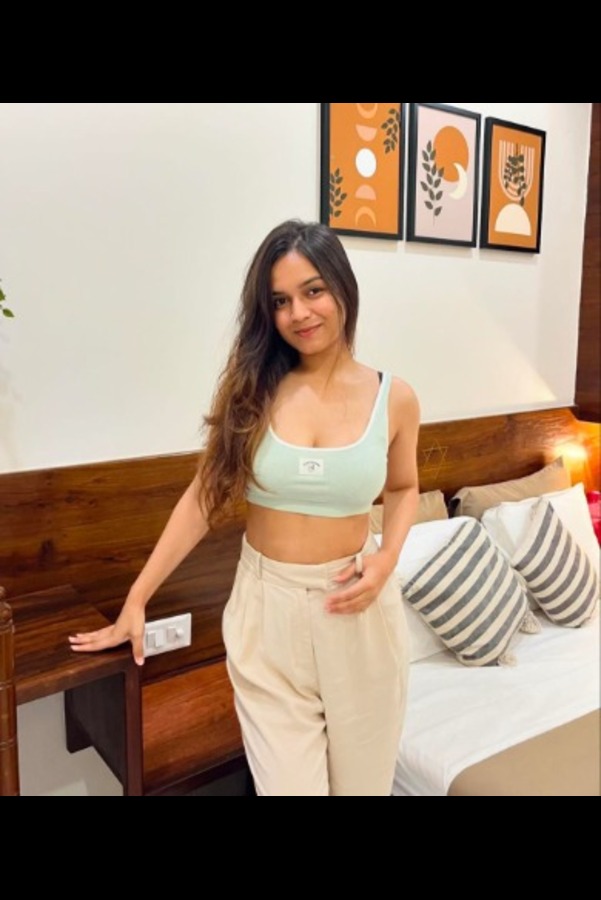  call girls Laxmi Nagar