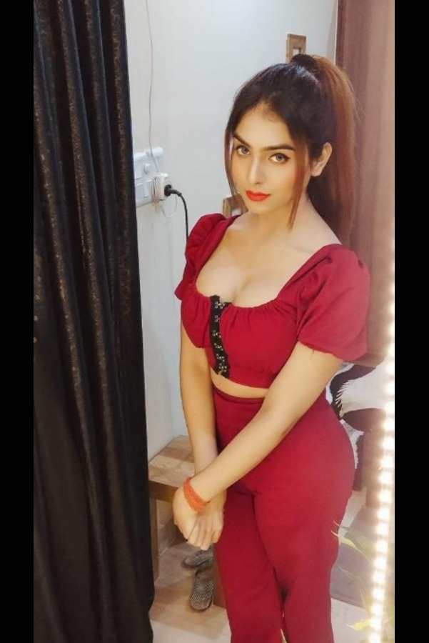  call girls service in Laxmi Nagar